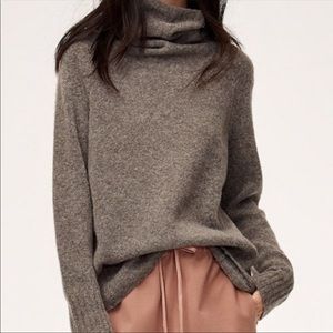 Aritzia Plutarch Community sweater size medium